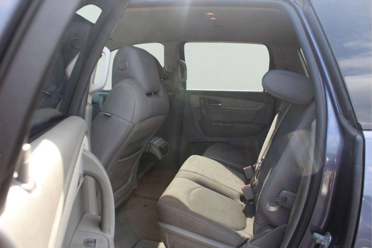 Used 2014 Chevrolet Traverse LS FWD image 6