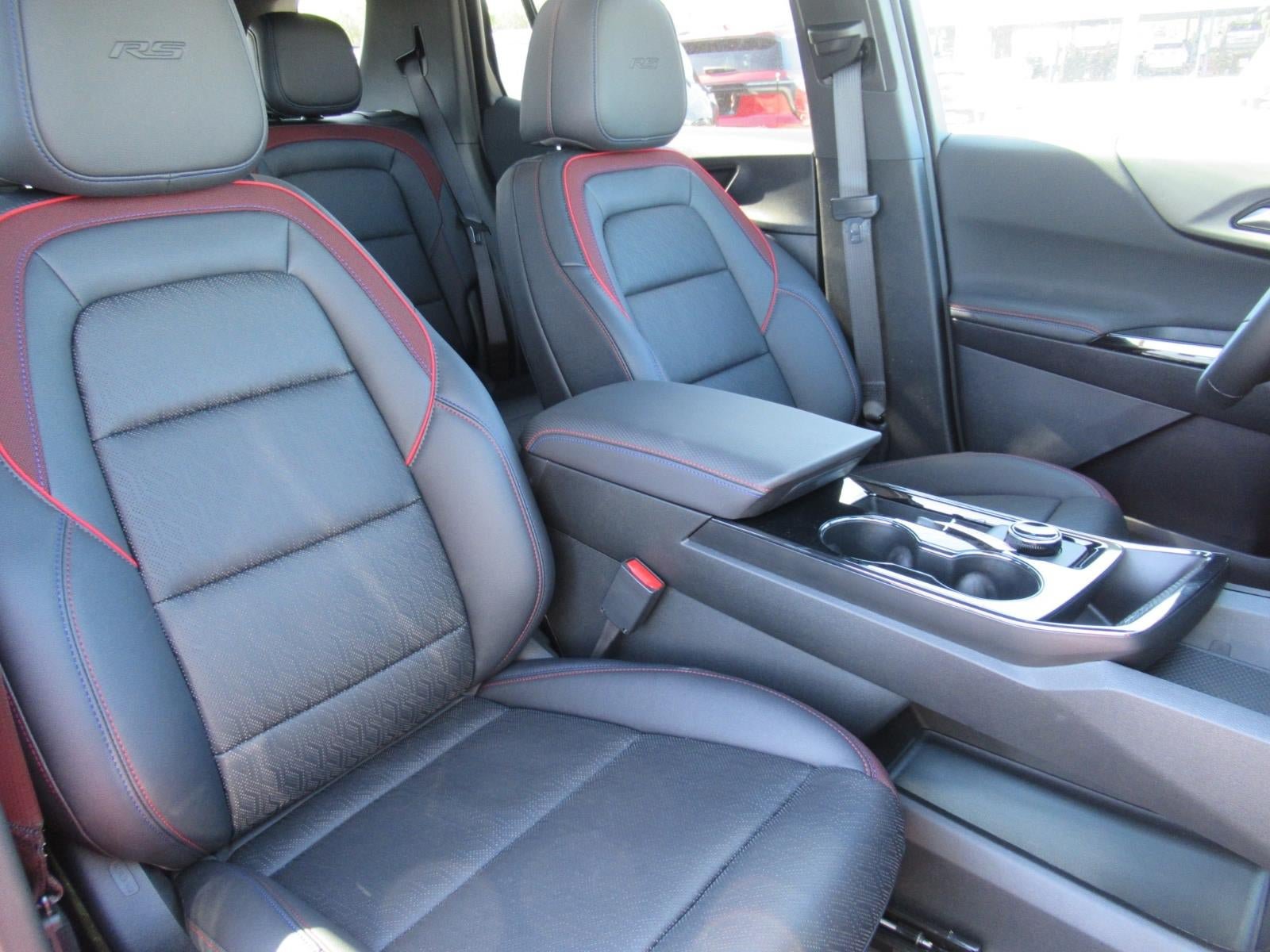 New 2026 Chevrolet Equinox RS w/ Convenience Package III FWD image 9