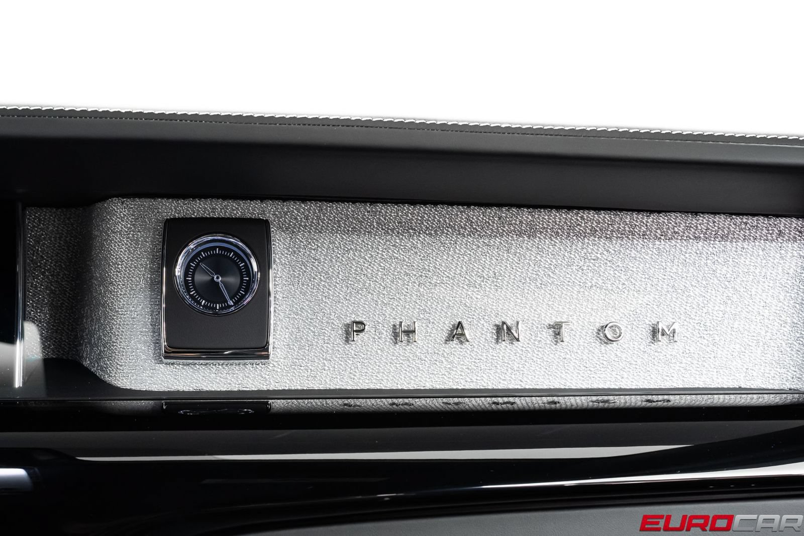 Used 2022 Rolls-Royce Phantom Sedan RWD image 36