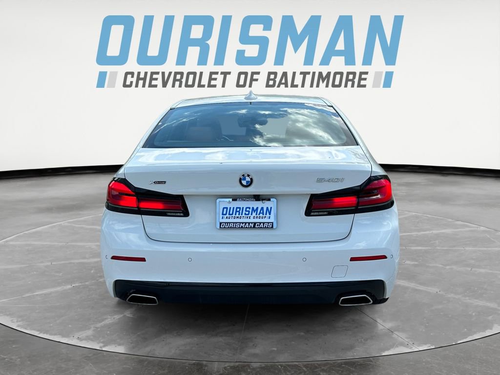 Used 2023 BMW 540i xDrive w/ Premium Package AWD/4WD image 5