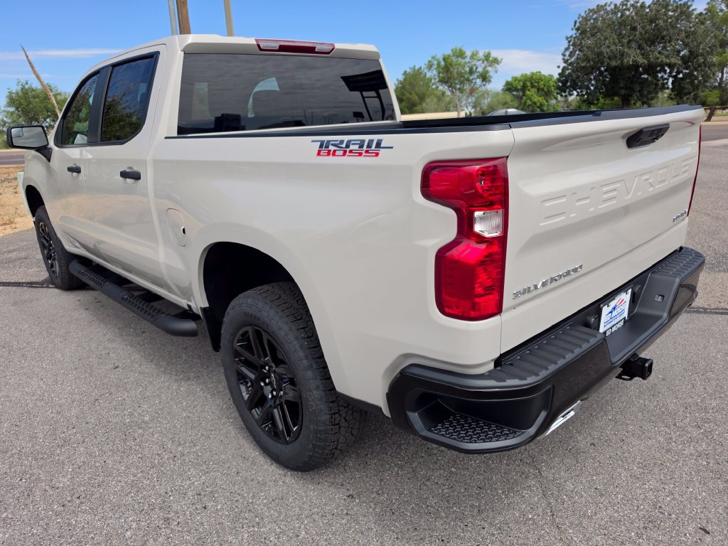 New 2026 Chevrolet Silverado 1500 Custom Trail Boss AWD/4WD image 3