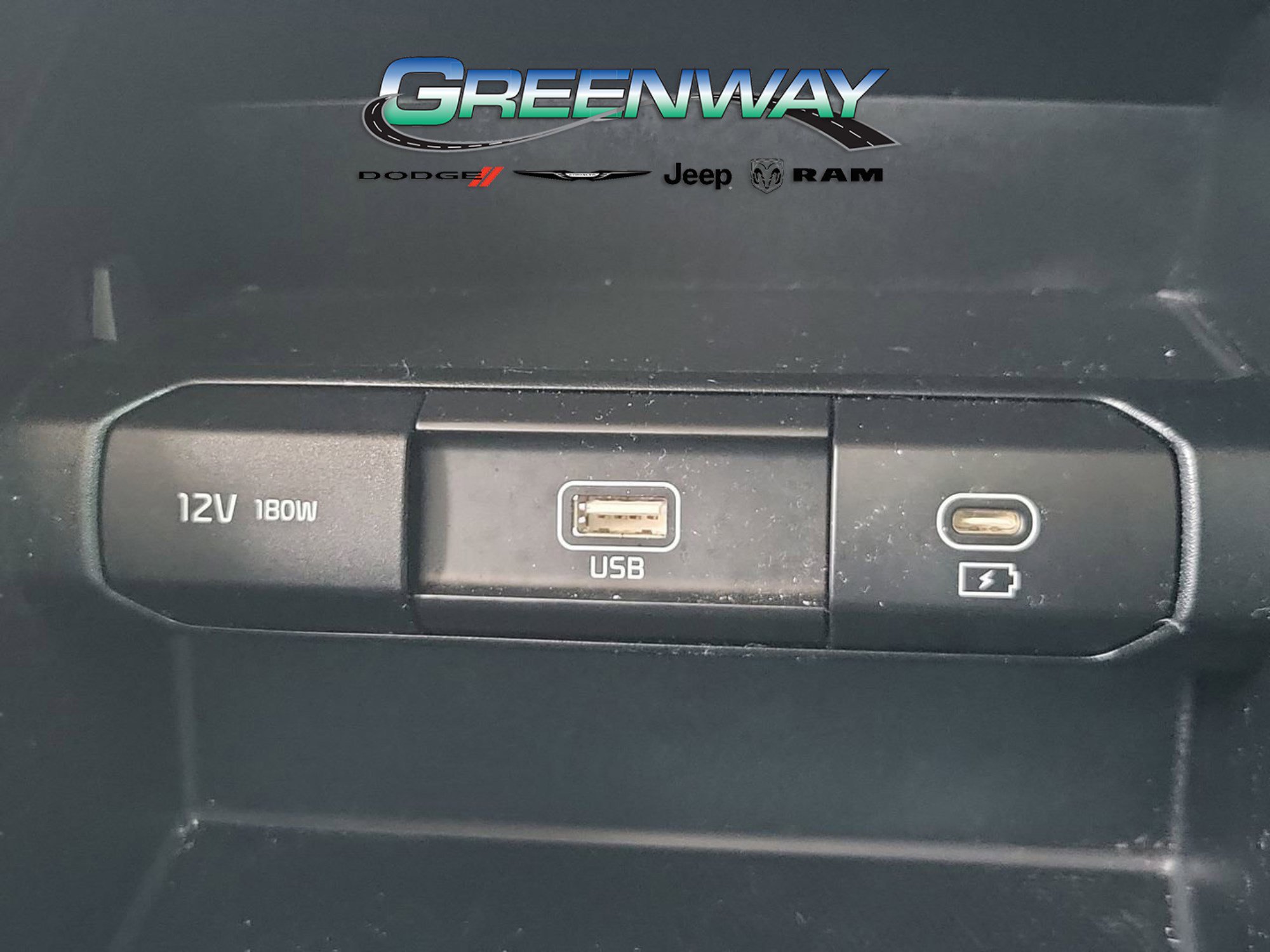 Used 2024 Kia Telluride LX image 22