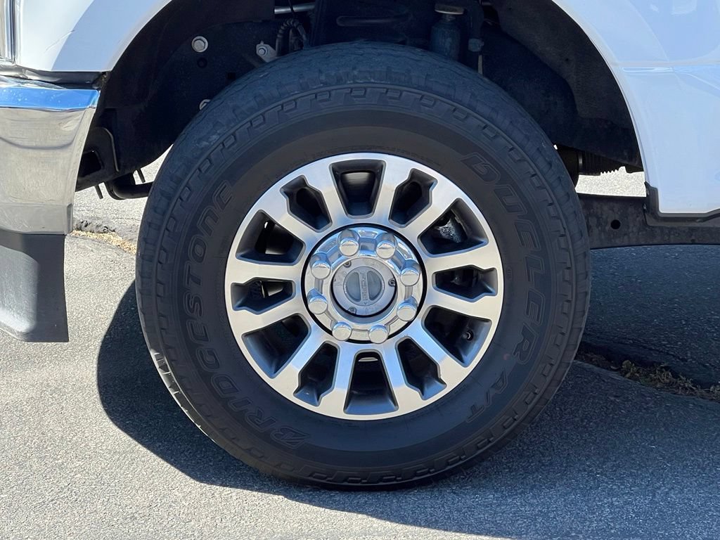 Used 2021 Ford F350 Lariat w/ Lariat Value Package AWD/4WD image 14