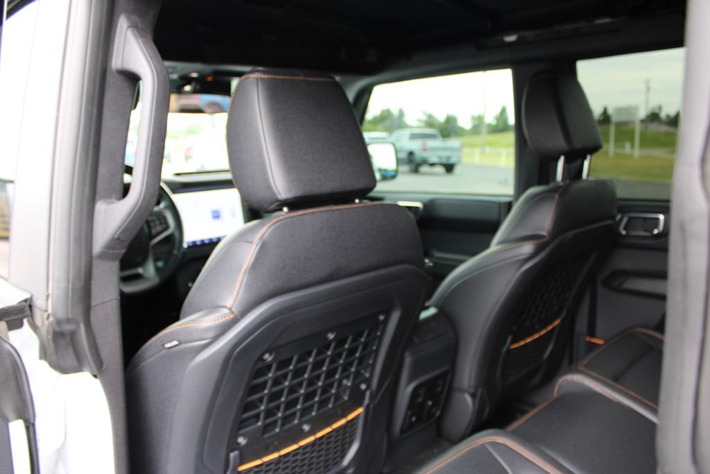 Used 2024 Ford Bronco Badlands AWD/4WD image 24