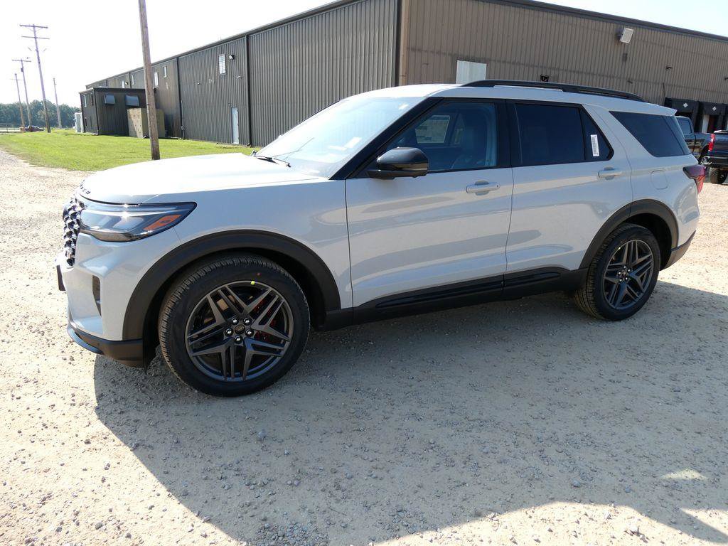 New 2027 Ford Explorer ST AWD/4WD image 8