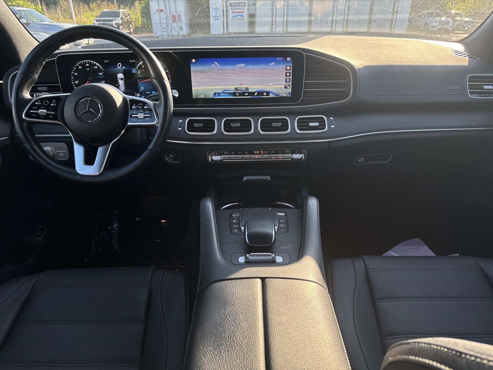 Used 2022 Mercedes-Benz GLS 450 4MATIC image 15