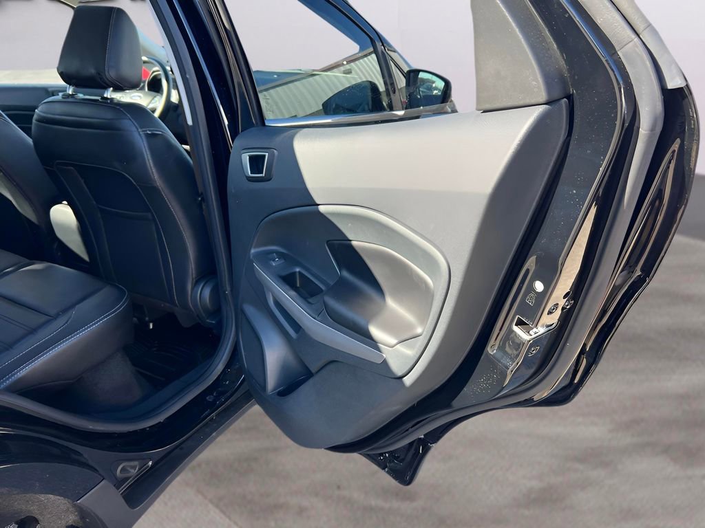 Used 2022 Ford EcoSport Titanium w/ Interior Protection Package AWD/4WD image 17