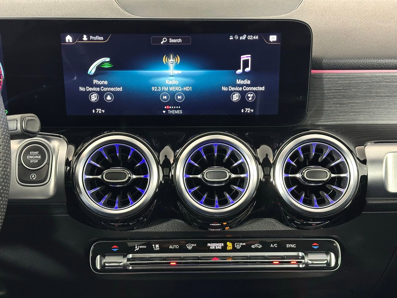 Used 2022 Mercedes-Benz GLB 250 4MATIC image 14