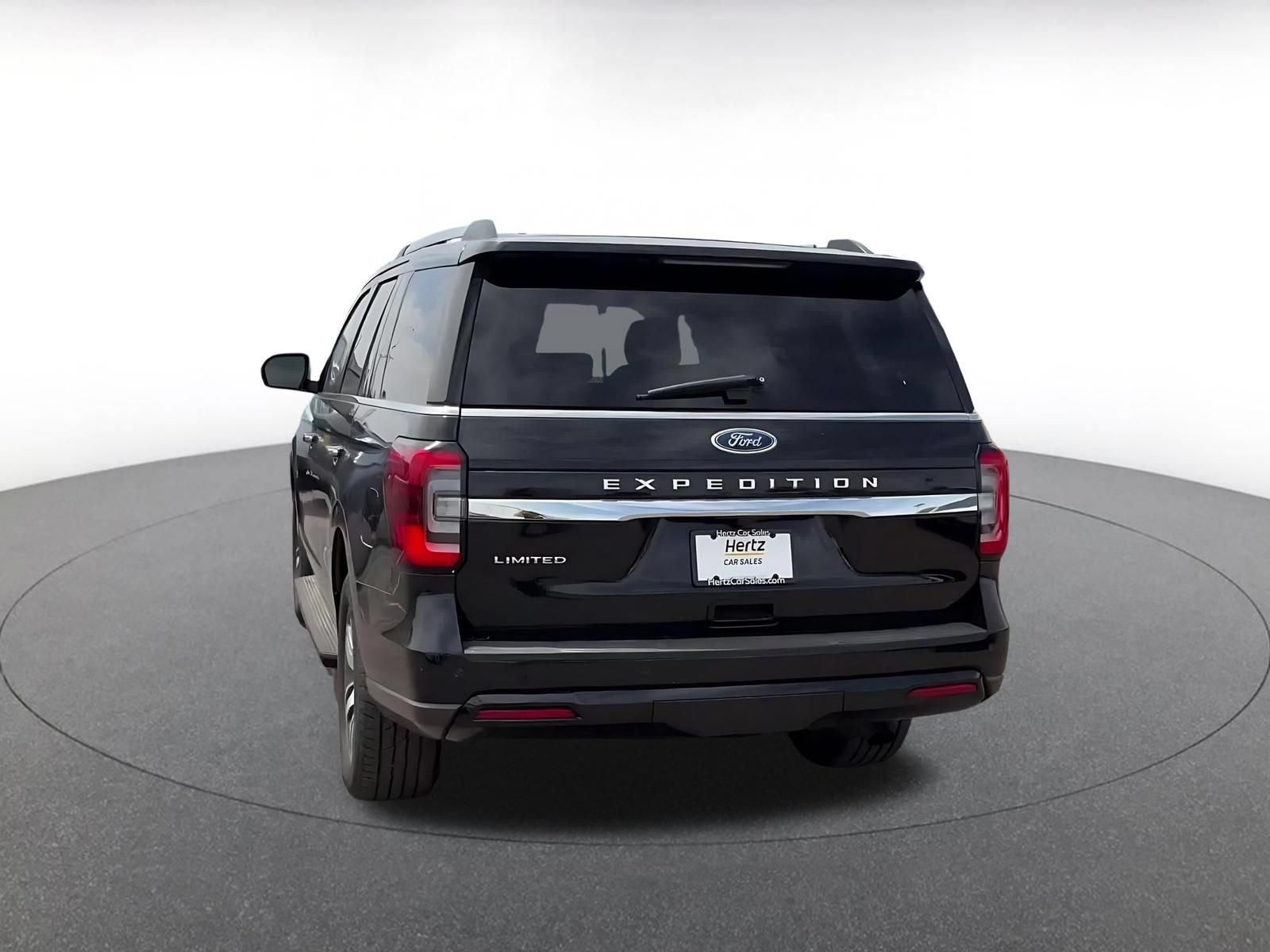 Used 2024 Ford Expedition Limited RWD image 11