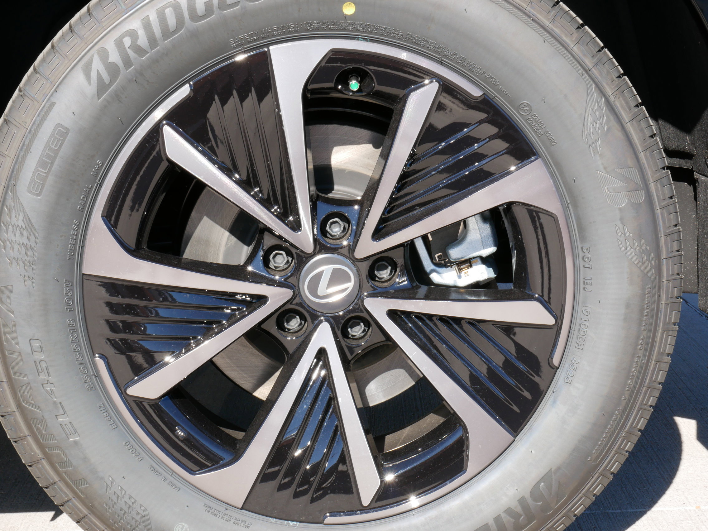 New 2026 Lexus RZ 450e AWD image 13