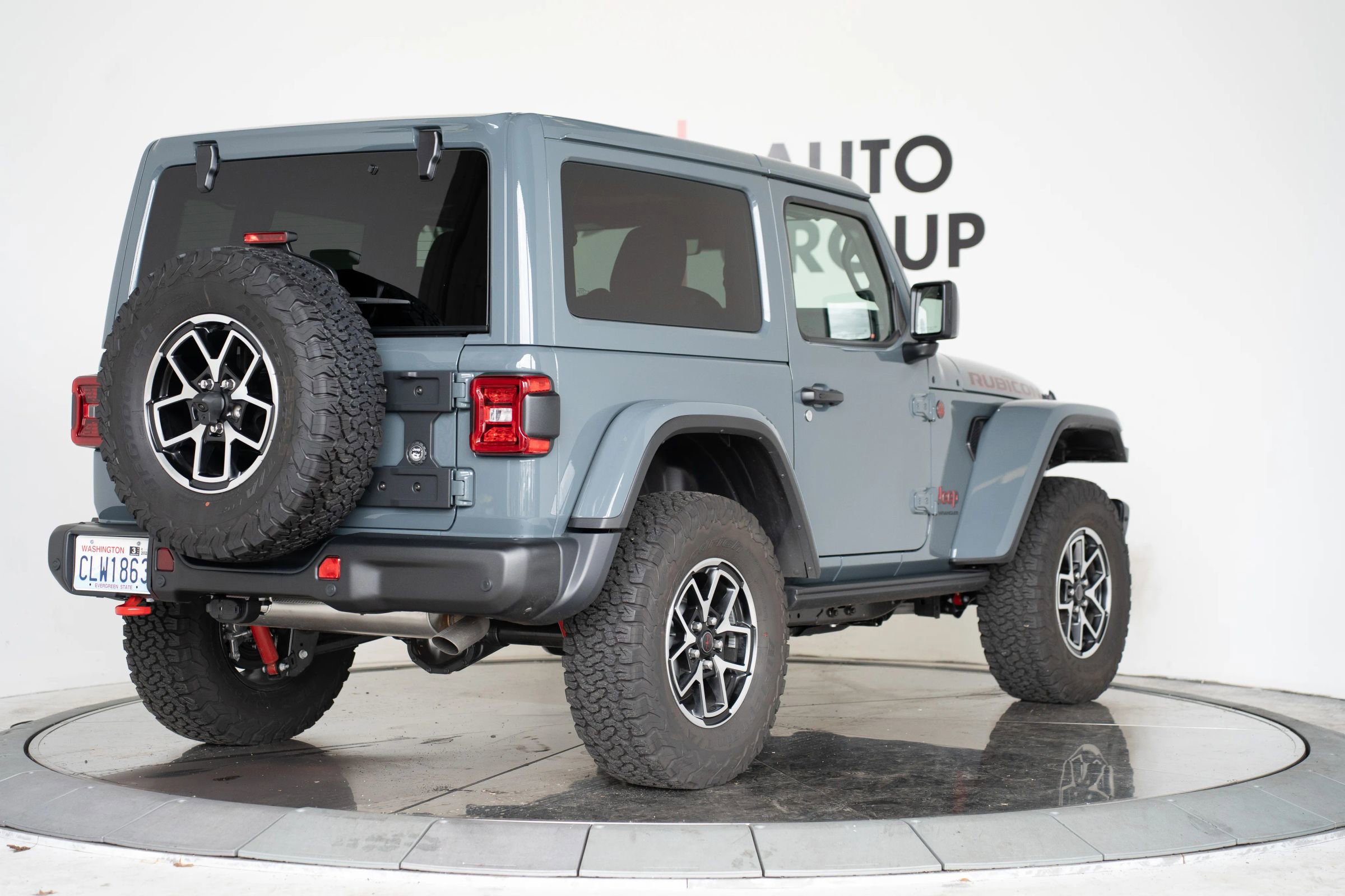 Used 2024 Jeep Wrangler Rubicon image 99