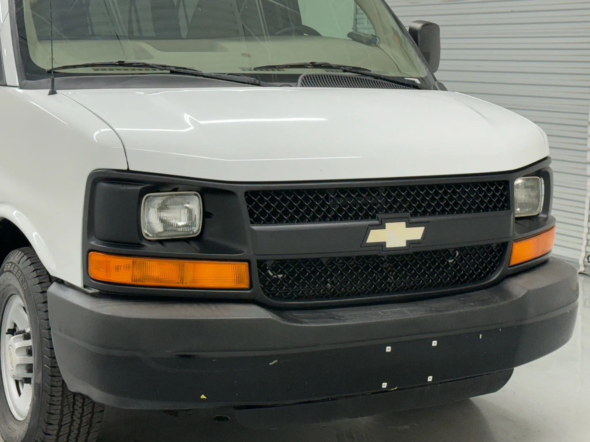Used 2013 Chevrolet Express 3500 LS image 35