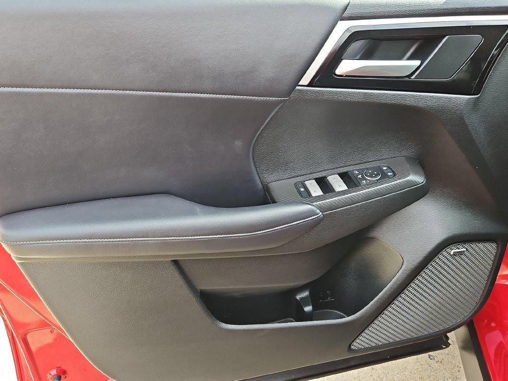 Used 2025 Mitsubishi Outlander SE AWD/4WD image 9