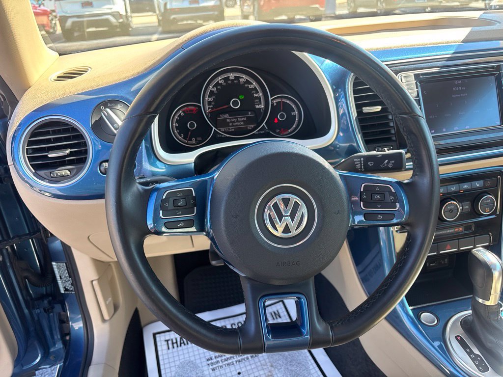 Used 2019 Volkswagen Beetle 2.0T SE FWD image 18