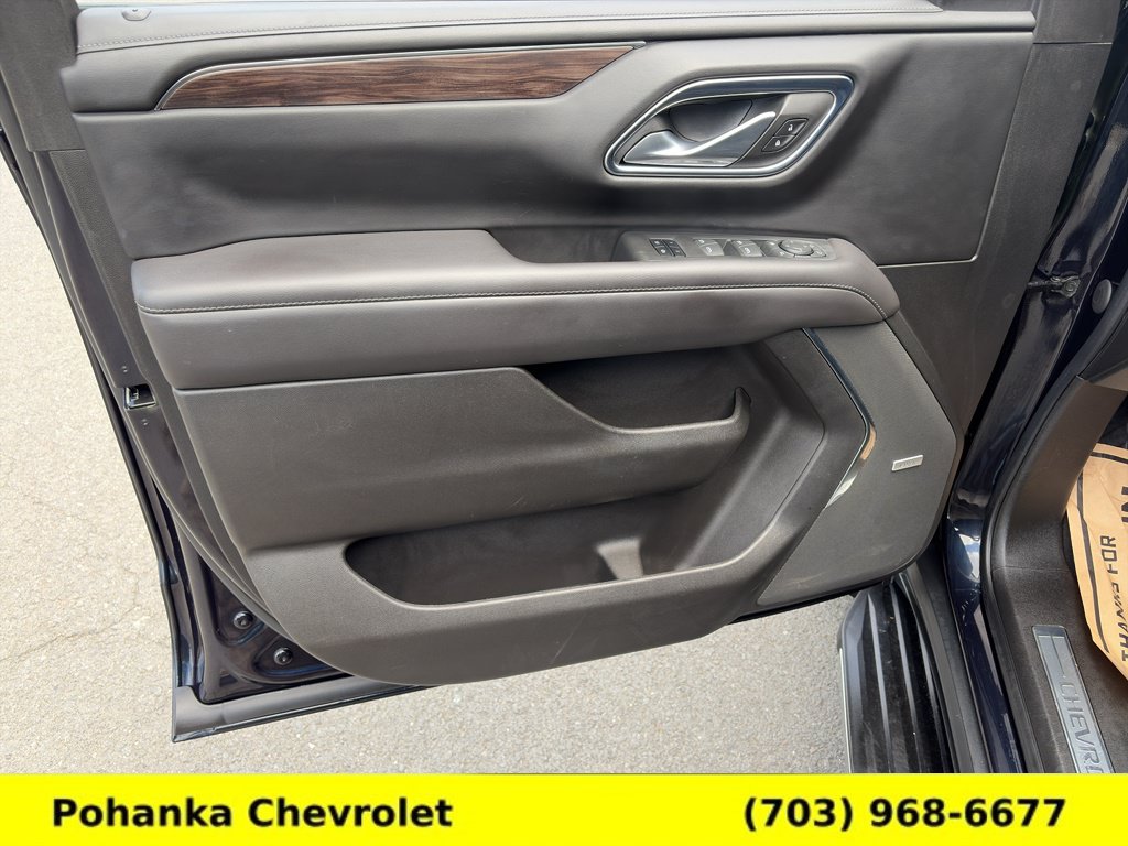 Used 2023 Chevrolet Tahoe LT w/ Luxury Package AWD/4WD image 21