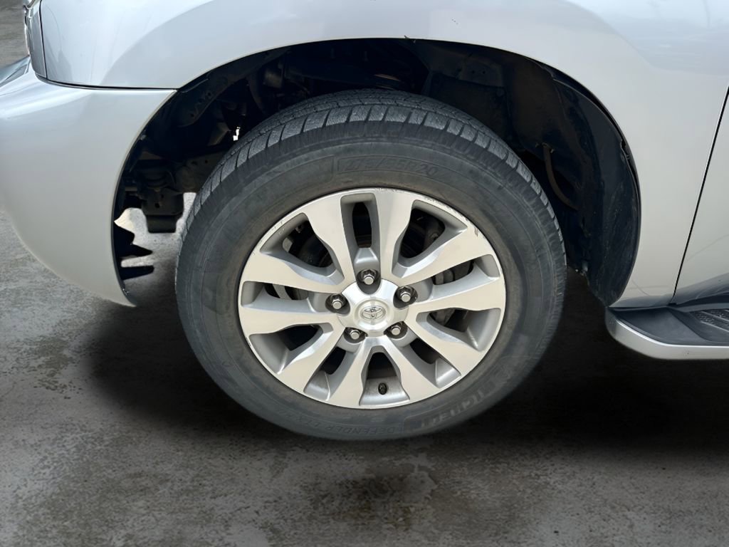 Used 2013 Toyota Sequoia Limited RWD image 34