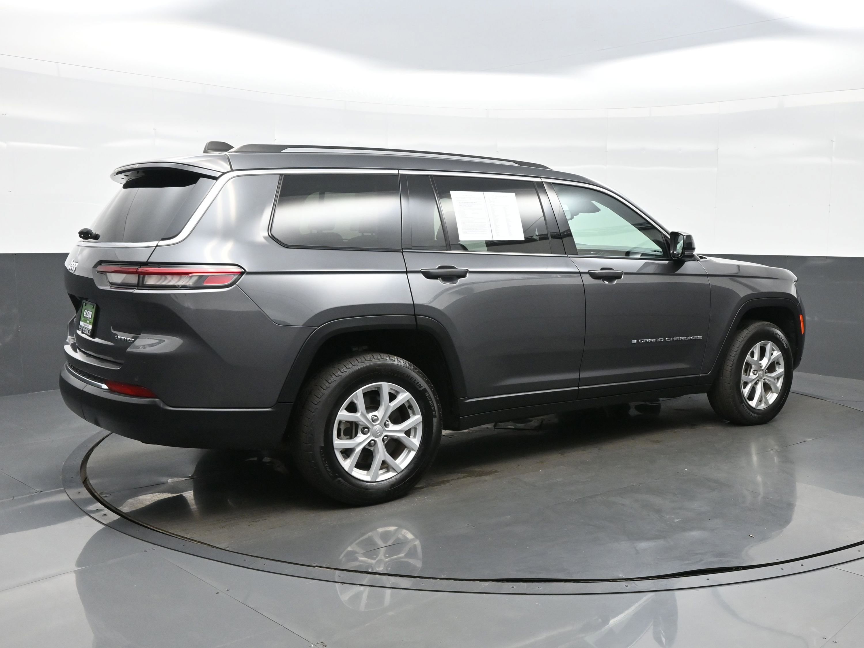 Used 2023 Jeep Grand Cherokee L Limited image 6