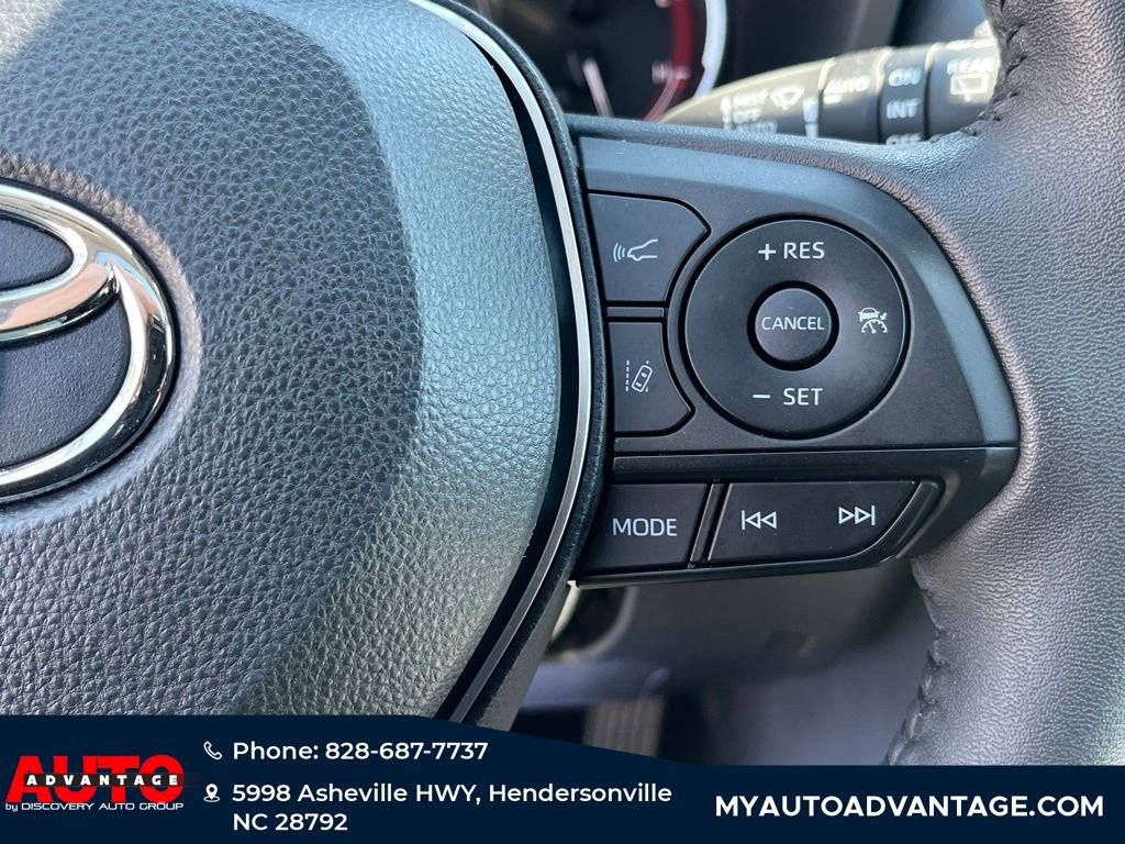 Used 2024 Toyota RAV4 XLE w/ Convenience Package image 21