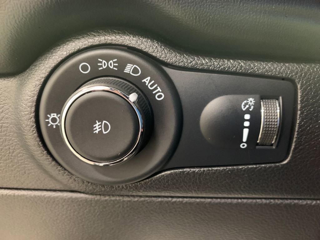 Used 2021 Dodge Durango GT image 14