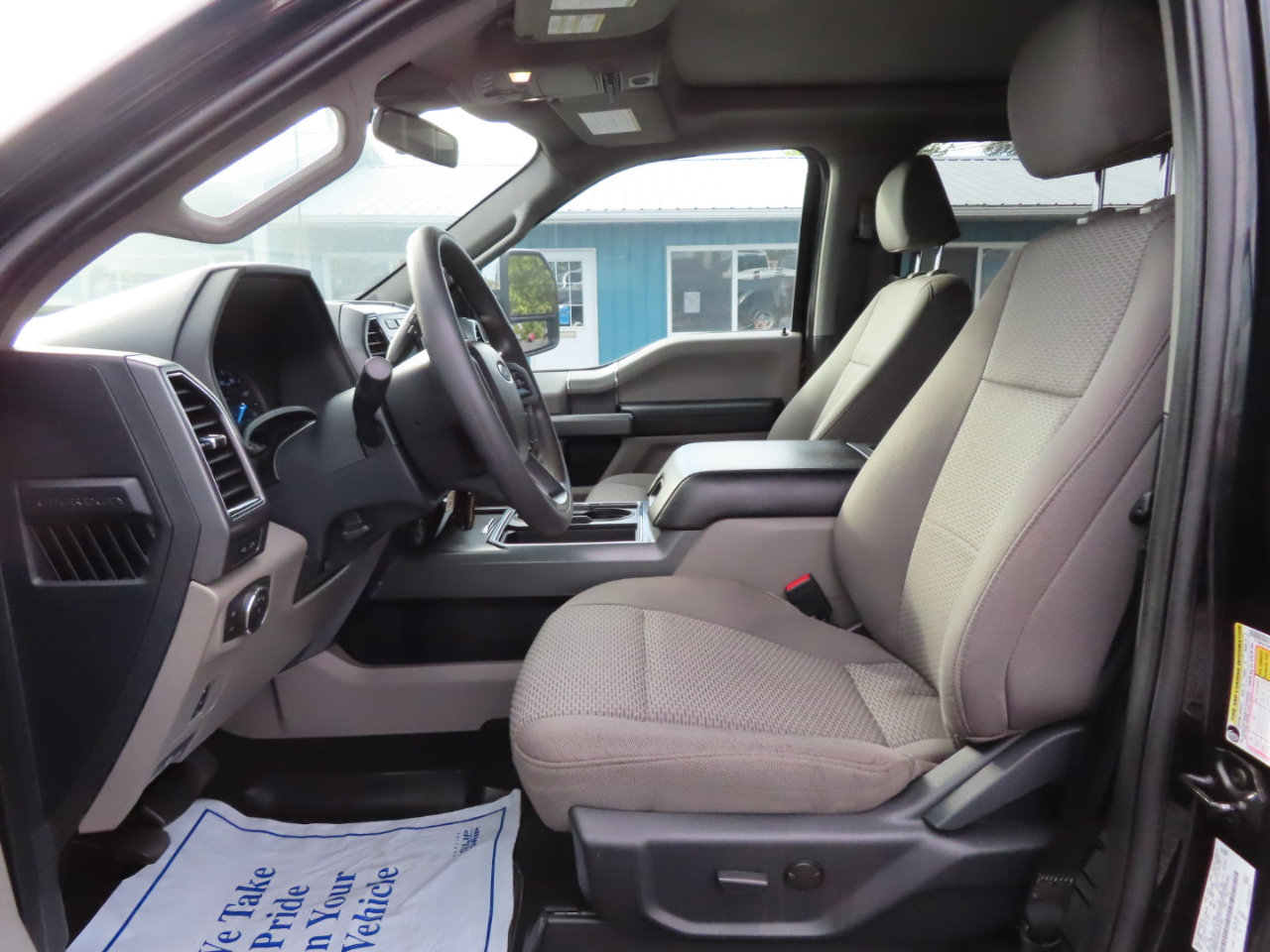 Used 2022 Ford F350 XLT w/ XLT Premium Package image 30