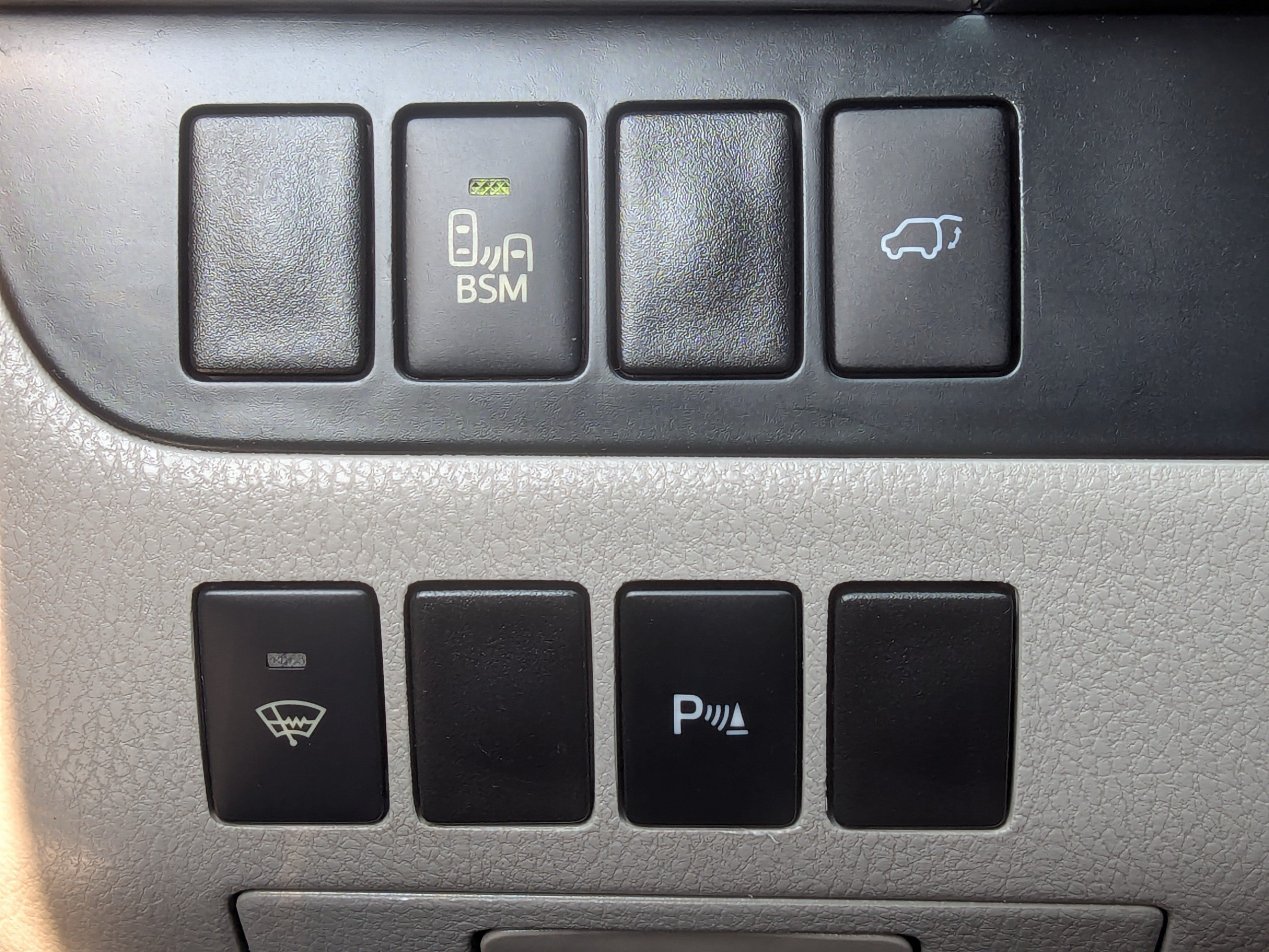 Used 2014 Toyota Highlander Limited AWD/4WD image 36
