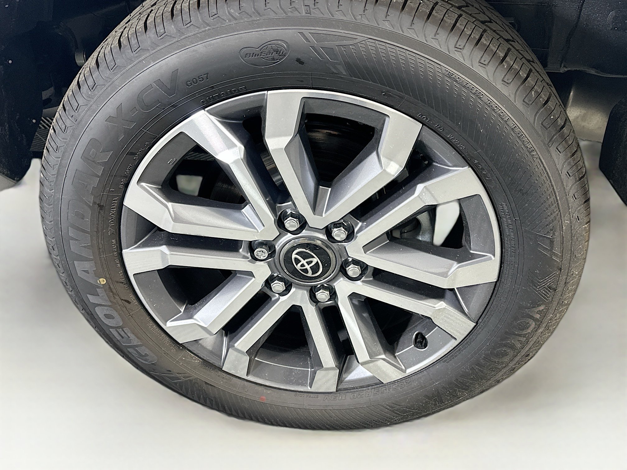Used 2026 Toyota 4Runner Limited AWD/4WD image 11