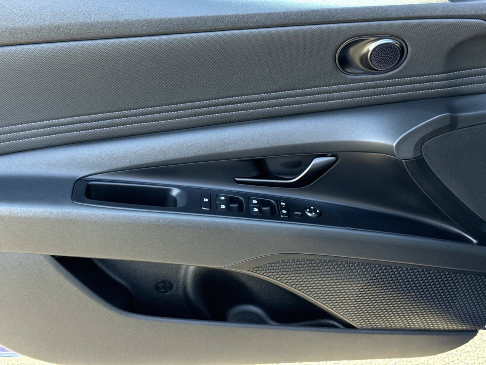 Certified 2026 Hyundai Elantra Sport FWD image 8
