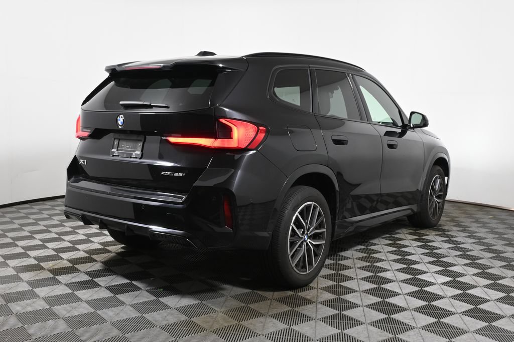 Certified 2024 BMW X1 xDrive28i w/ Premium Package AWD/4WD image 11