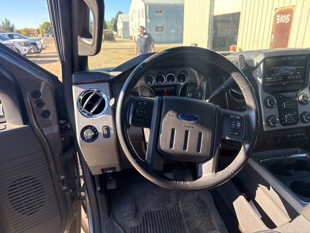Used 2014 Ford F350 4x4 Crew Cab Super Duty image 13