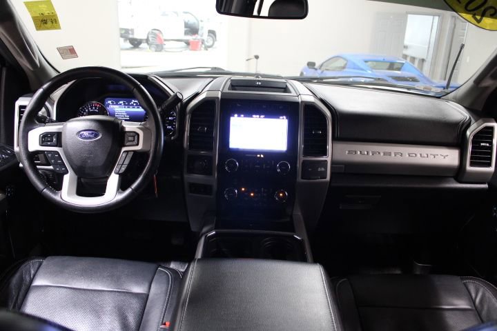 Used 2019 Ford F250 Lariat w/ Chrome Package image 2