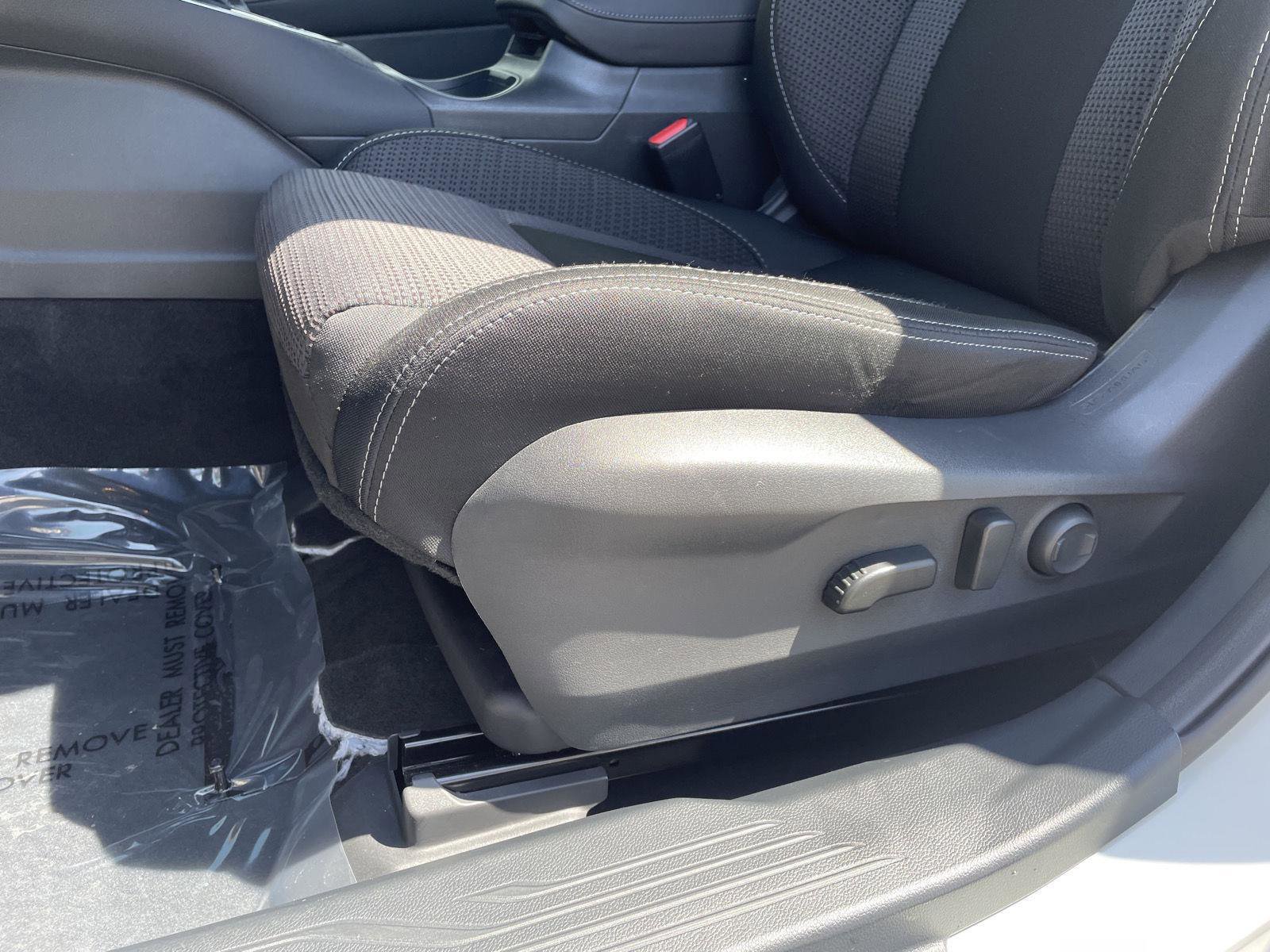 Certified 2022 Subaru Outback Premium AWD/4WD image 4