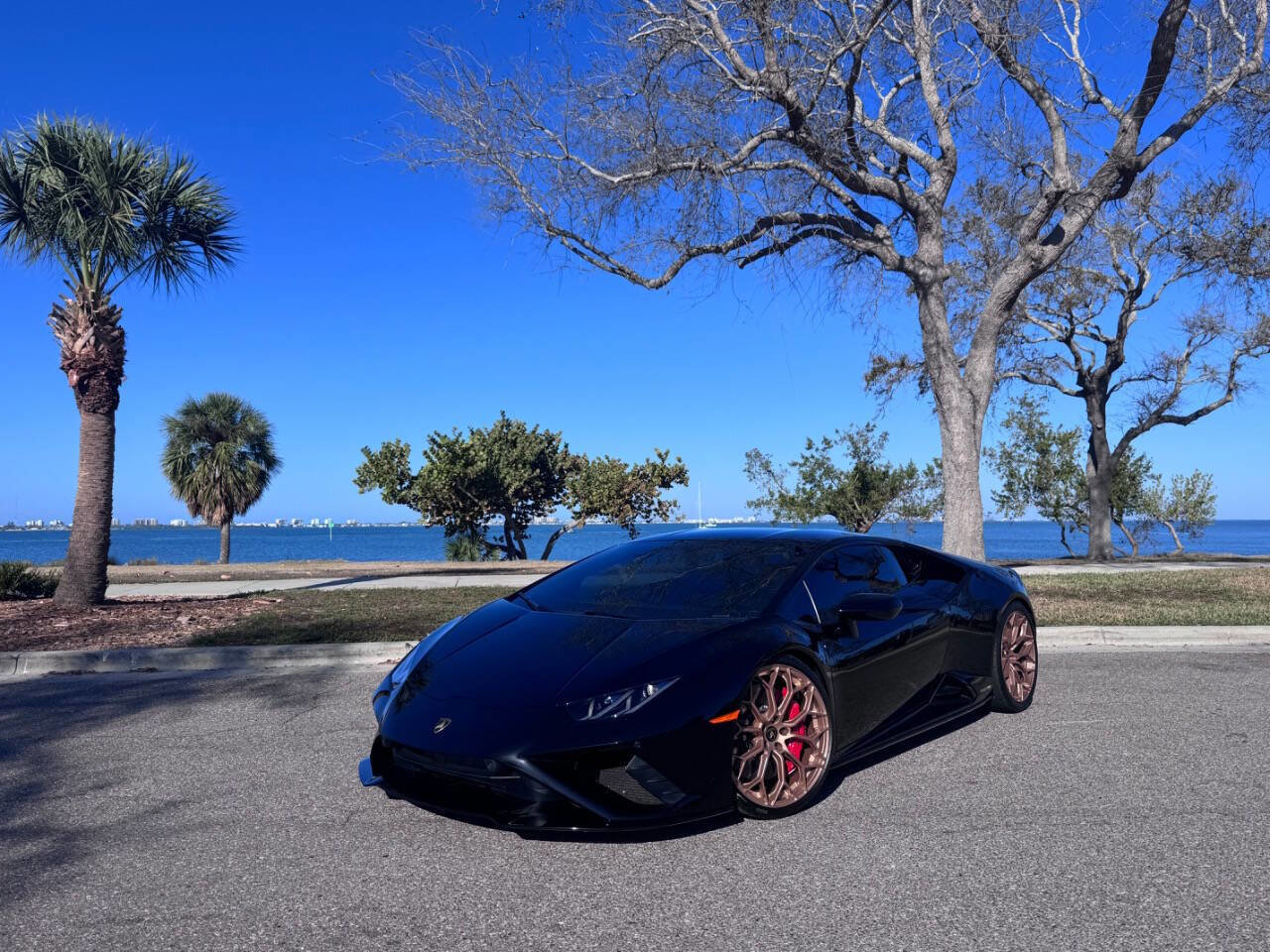 Used 2022 Lamborghini Huracan EVO image 9