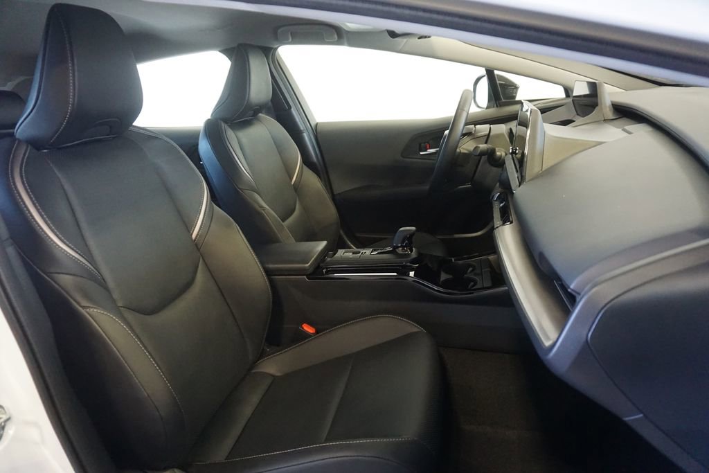 Used 2024 Toyota Prius XLE AWD/4WD image 24