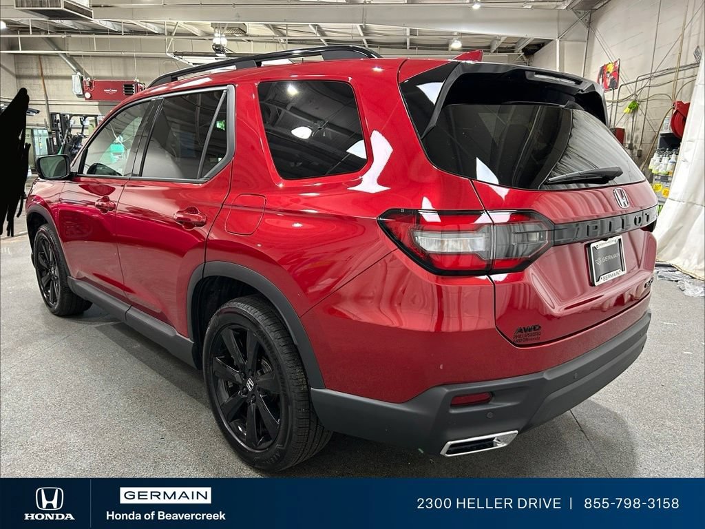 Certified 2025 Honda Pilot Black Edition image 6