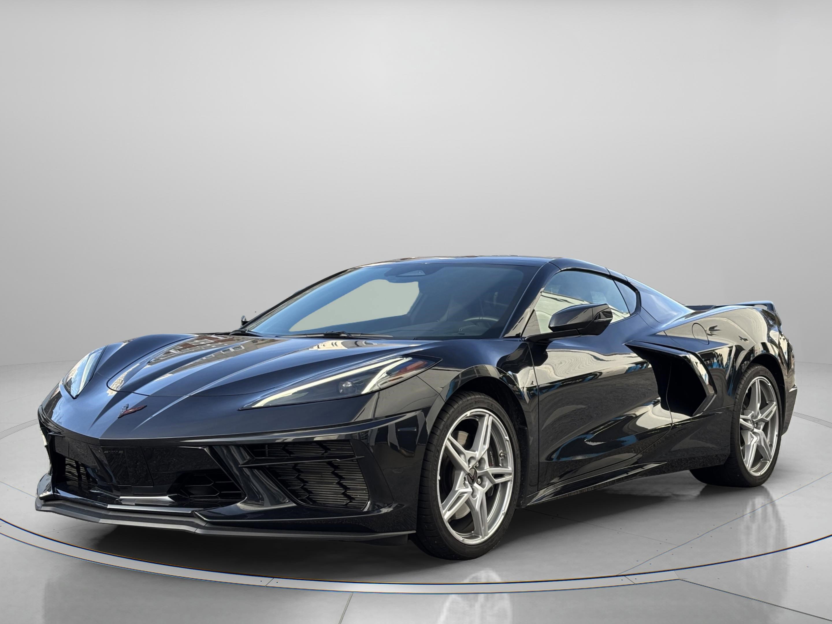 Used 2024 Chevrolet Corvette Stingray Coupe w/ Z51 Performance Package image 2