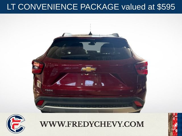 Used 2025 Chevrolet Trax LT w/ Driver Confidence Package FWD image 4