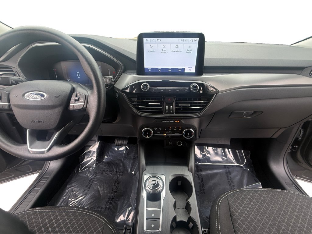Used 2025 Ford Escape Active AWD/4WD image 13