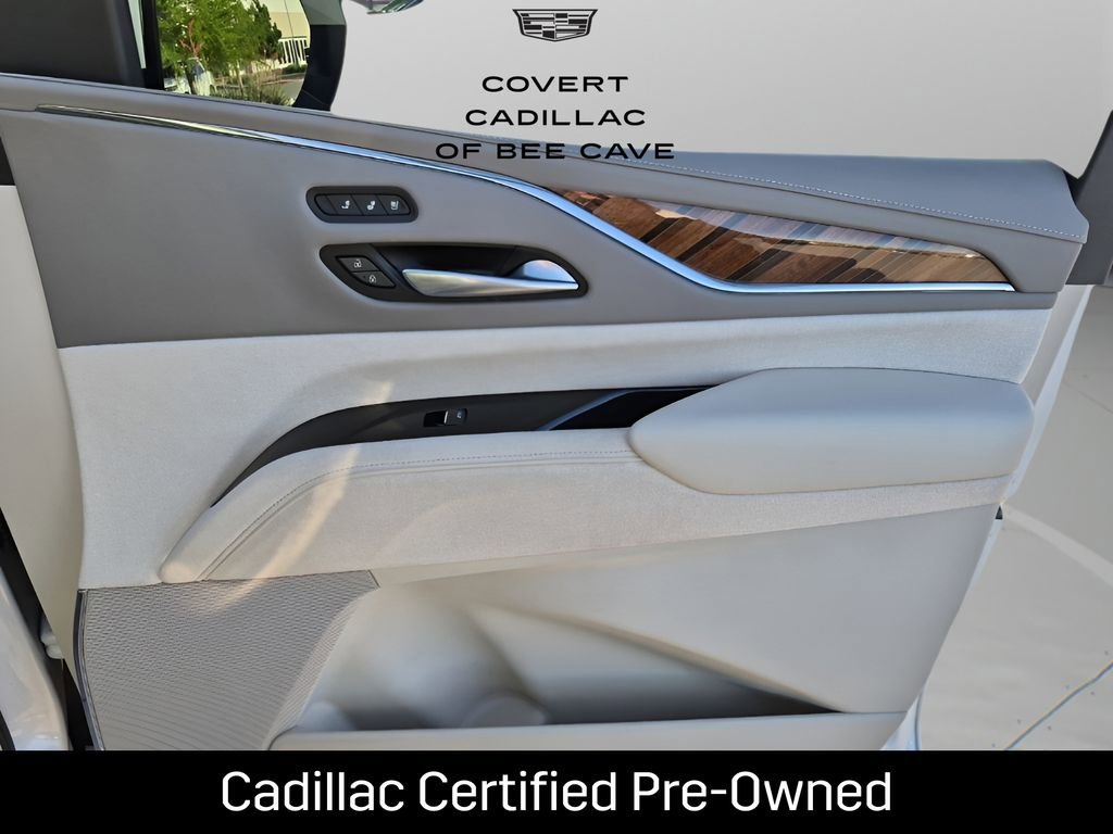 Certified 2023 Cadillac Escalade ESV Sport Platinum w/ LPO, ONYX Package image 17