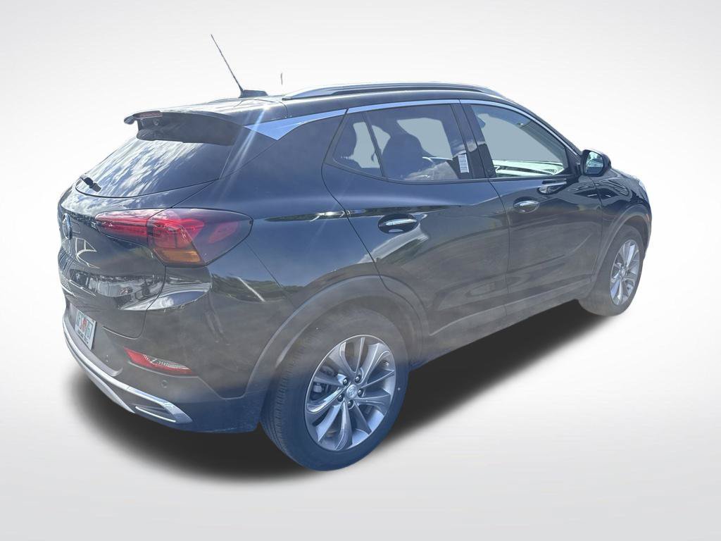 Used 2022 Buick Encore GX Essence w/ Advanced Technology Package FWD image 8