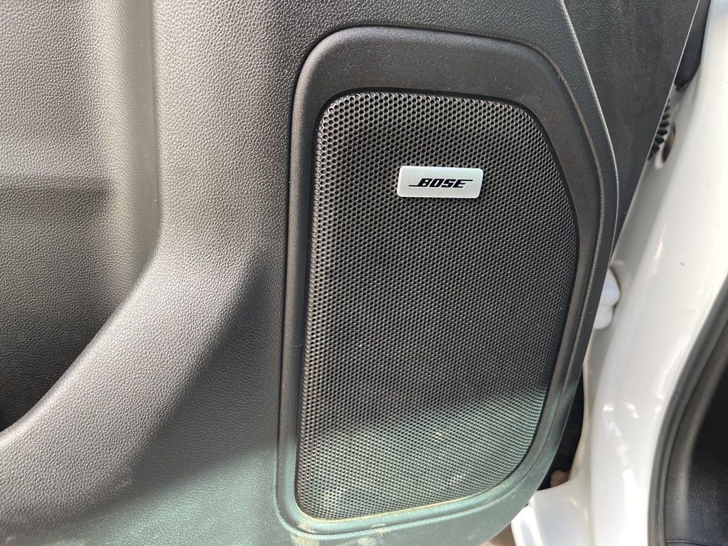 Used 2019 GMC Sierra 1500 SLT AWD/4WD image 29