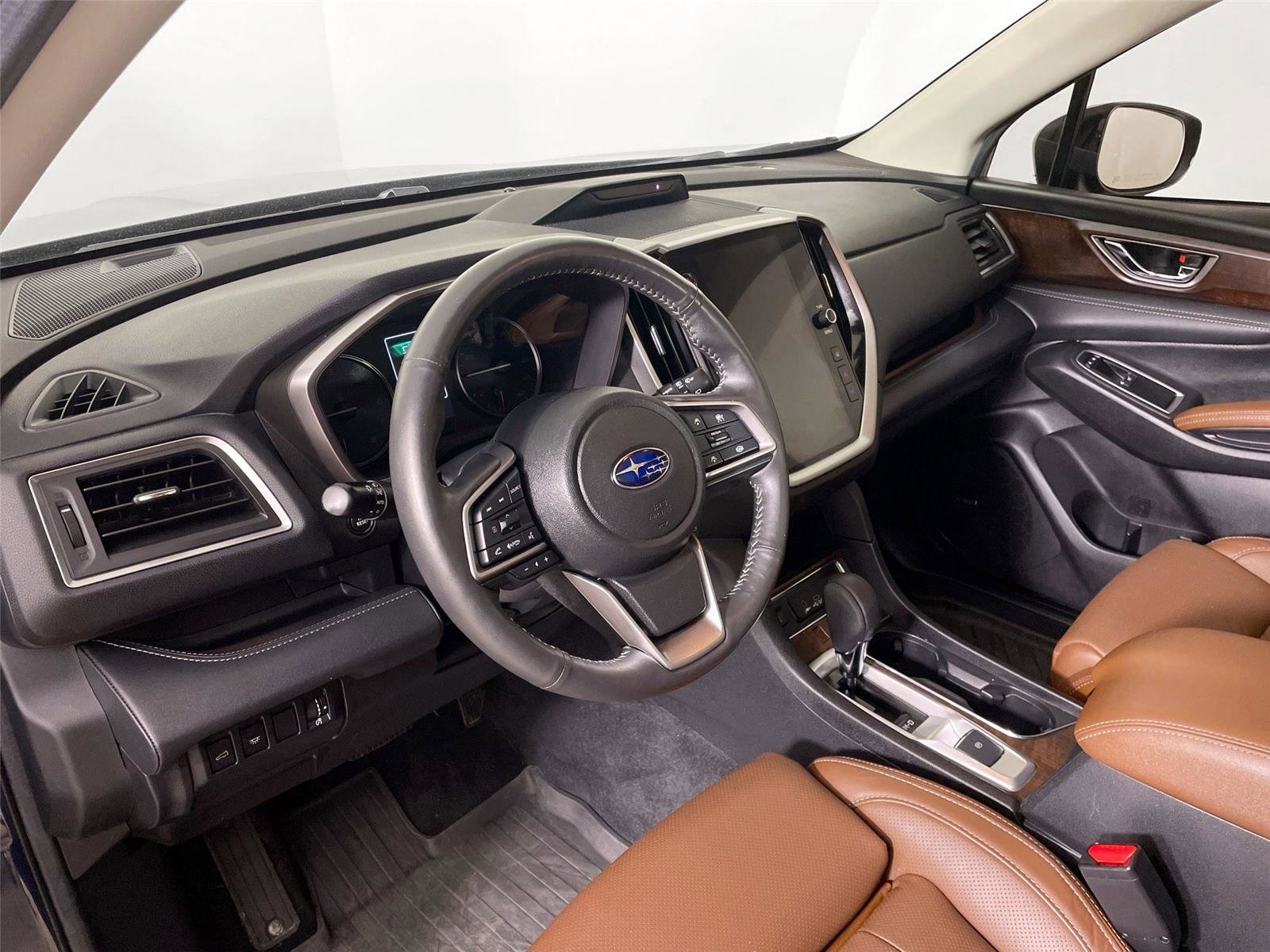 Used 2024 Subaru Ascent Touring AWD/4WD image 24