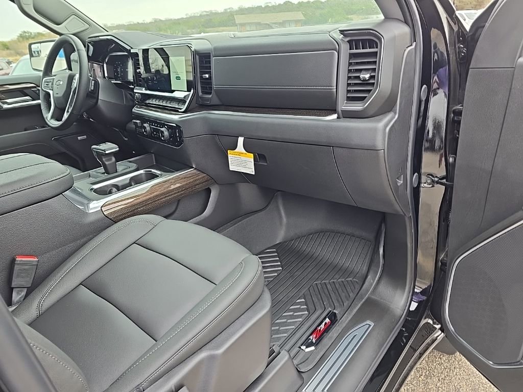 New 2026 Chevrolet Silverado 1500 LT Trail Boss w/ Convenience Package II image 15