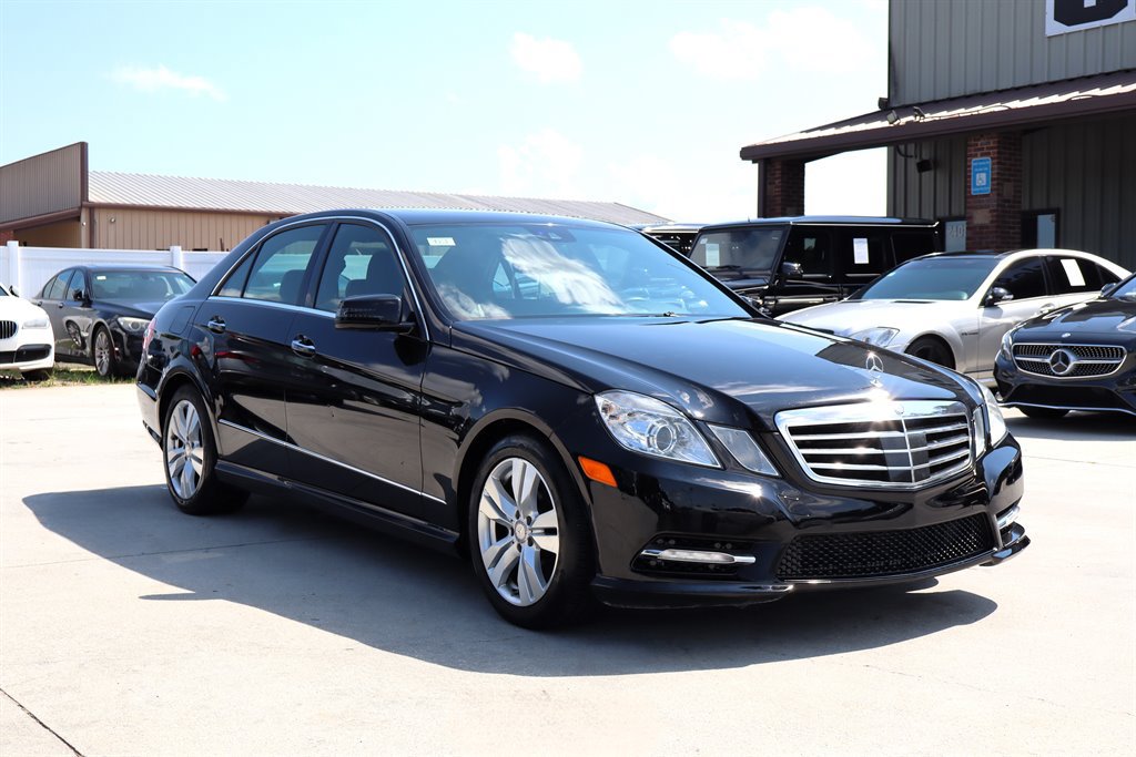Used 2013 Mercedes-Benz E 350 BlueTEC Sedan image 9