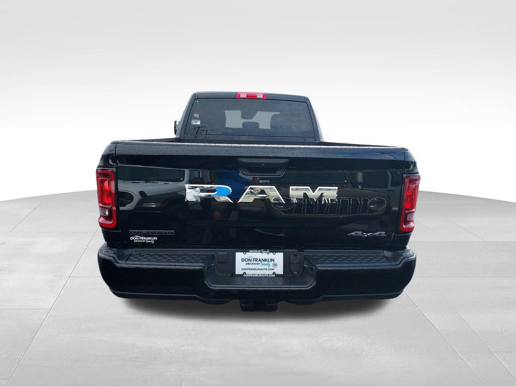 New 2027 RAM 2500 Big Horn AWD/4WD image 4