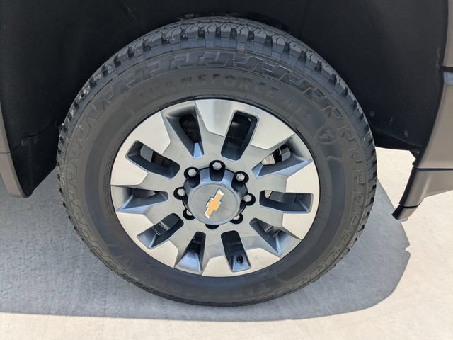 Used 2023 Chevrolet Silverado 2500 Custom w/ Custom Value Package AWD/4WD image 12