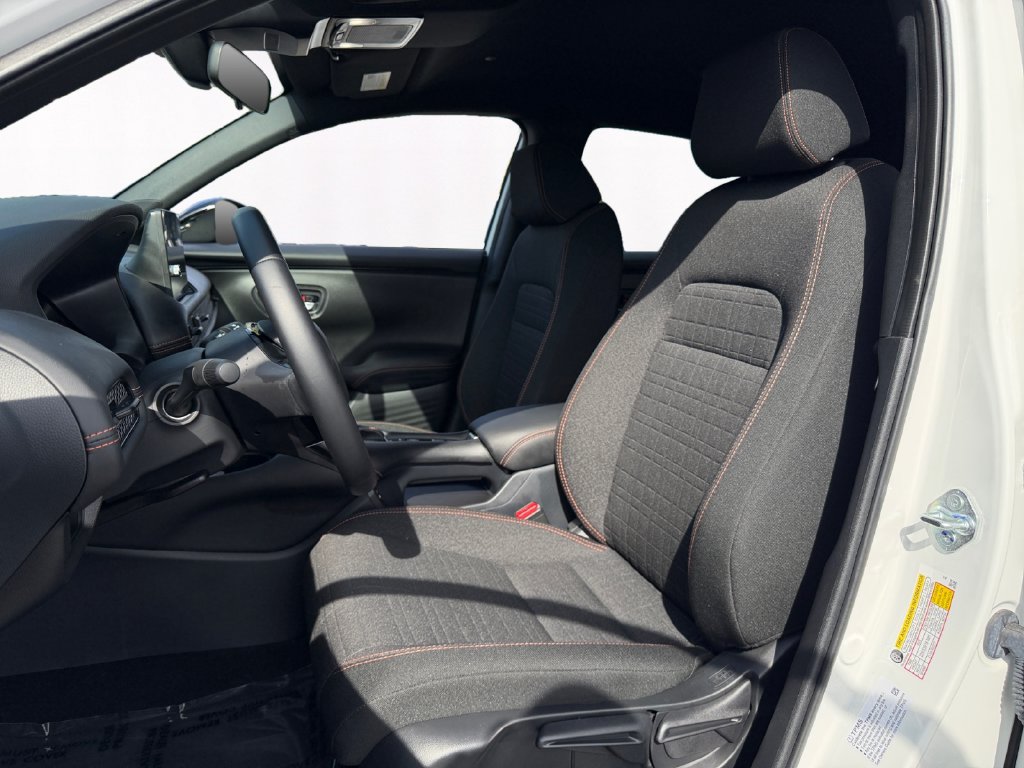 Used 2027 Honda HR-V Sport image 9