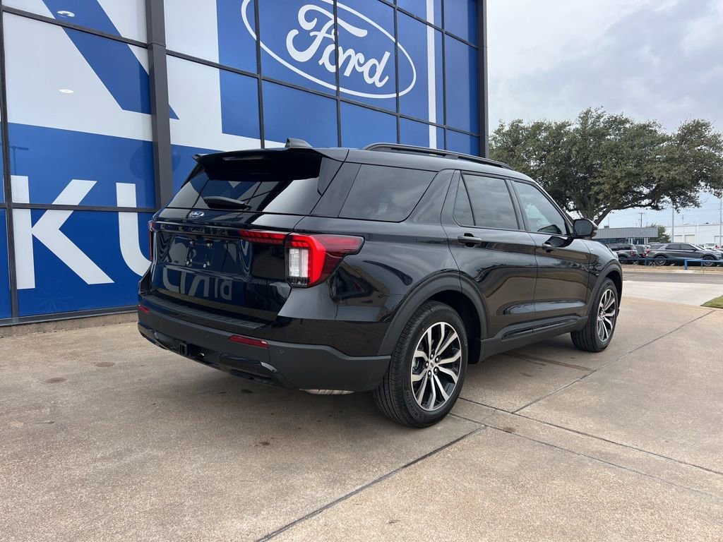New 2026 Ford Explorer ST-Line image 6