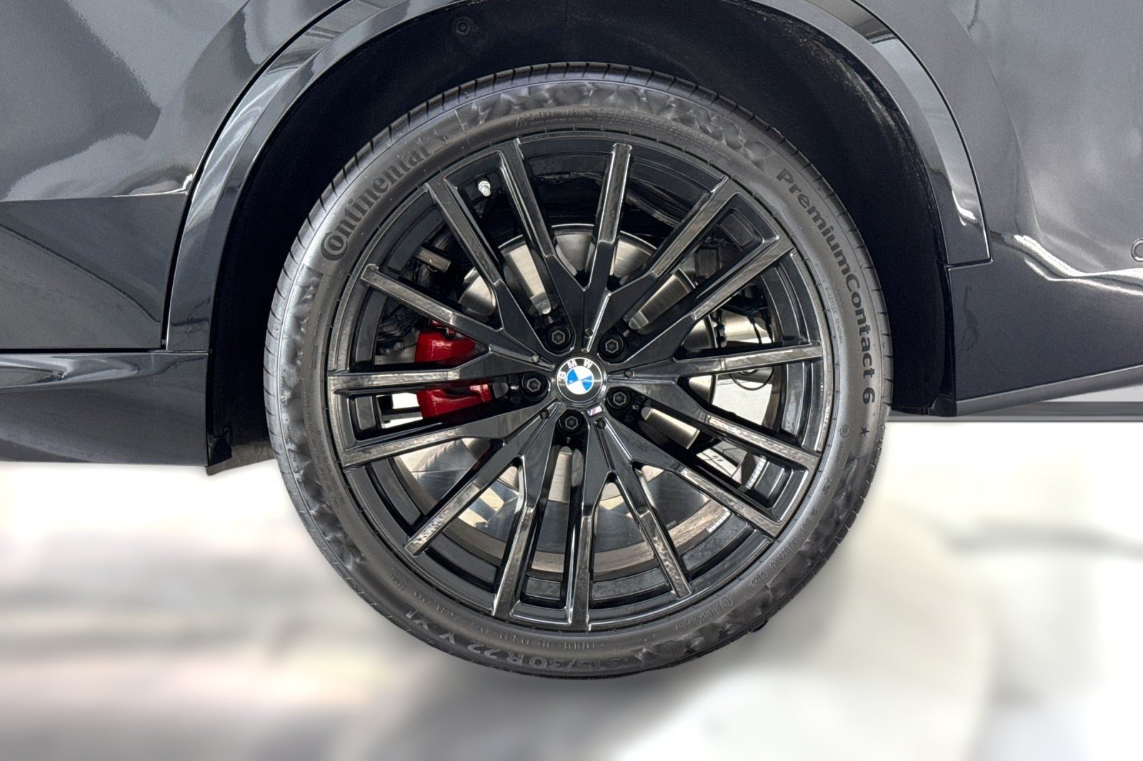 New 2026 BMW X5 xDrive40i w/ M Sport Package AWD/4WD image 13