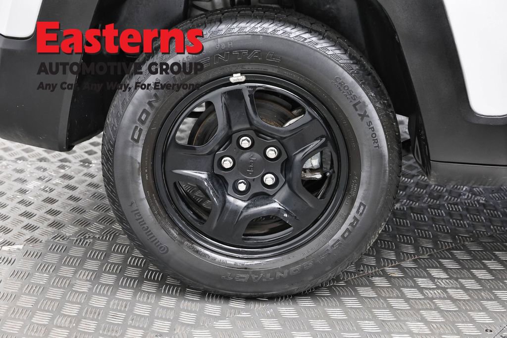 Used 2021 Jeep Renegade Sport image 29