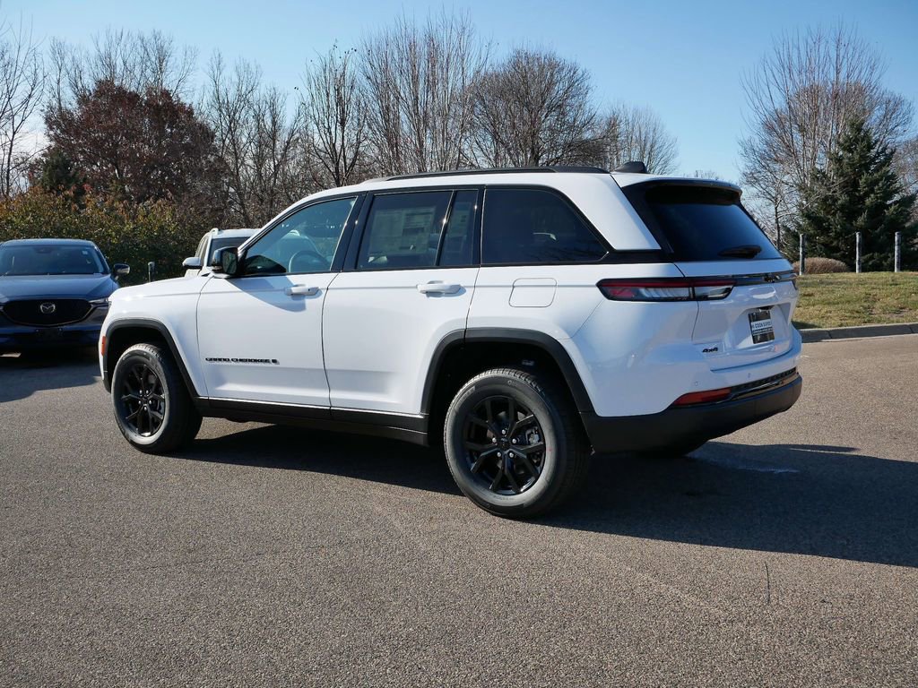 New 2025 Jeep Grand Cherokee Laredo image 45